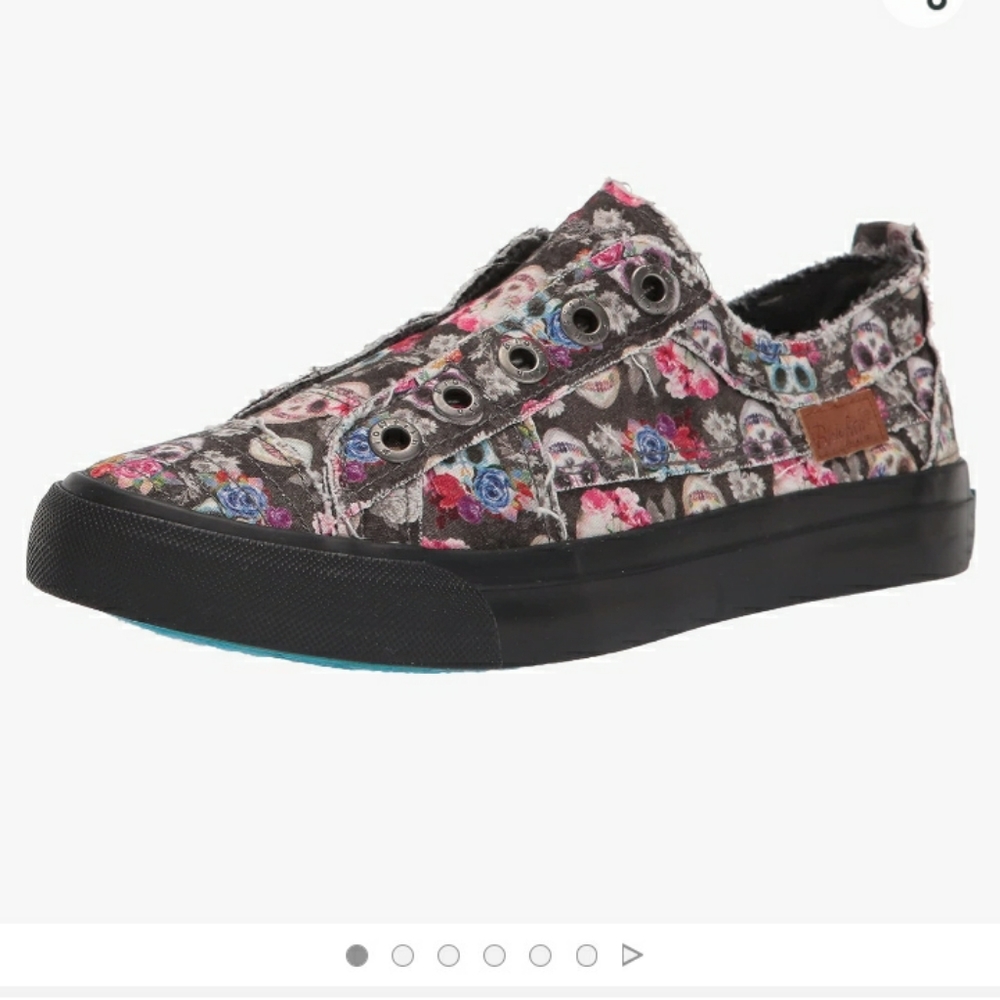 EUC SKULL BLOWFISH 8.5 SHOES